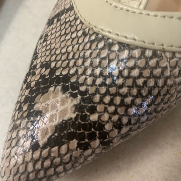 STYLISH HIGH HEELS BY TRASH (size 8 /2) - Picture 11 of 11